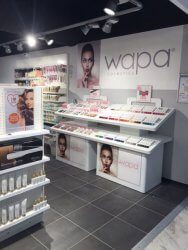 presentoir-sante-beaute-pour-produits-cosmetiques-objectif-coiffure-Wapa